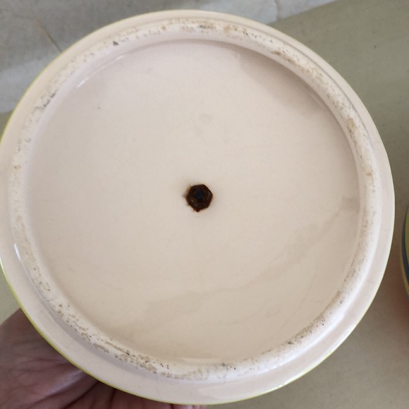 Colorful ceramic covered dish with mixed media handle - Picture 6 of 7